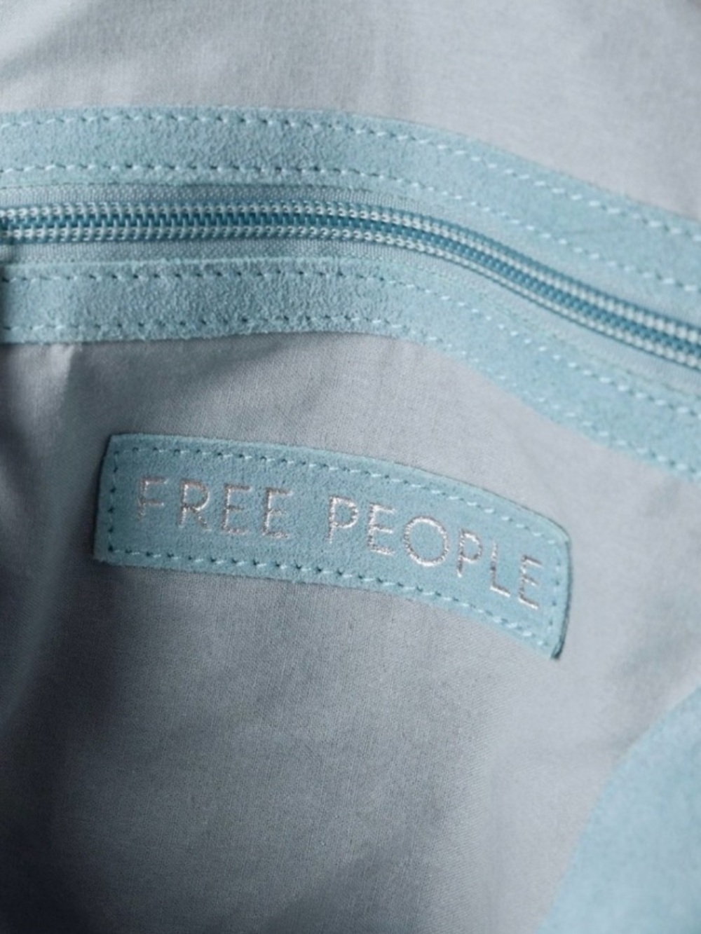 Free People Suzie Suede Slouchy Tote Bag- Salt Water- NWT - Picture 5 of 11